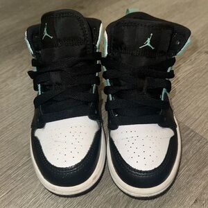 Jordan Nike 1 sneakers for kids sizes 11C
